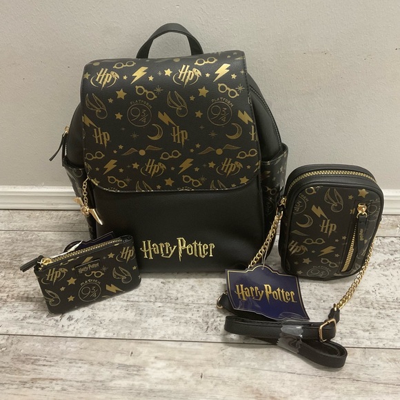 Wizarding World Of Harry Potter Handbags - NWT Harry potter backpack, phone crossbody bag, and mini wallet
